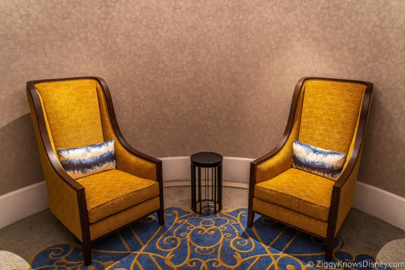 2 chairs in the hallway at Disney's Riviera Resort