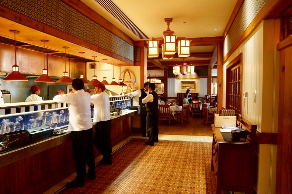 yachtsman steakhouse reviews