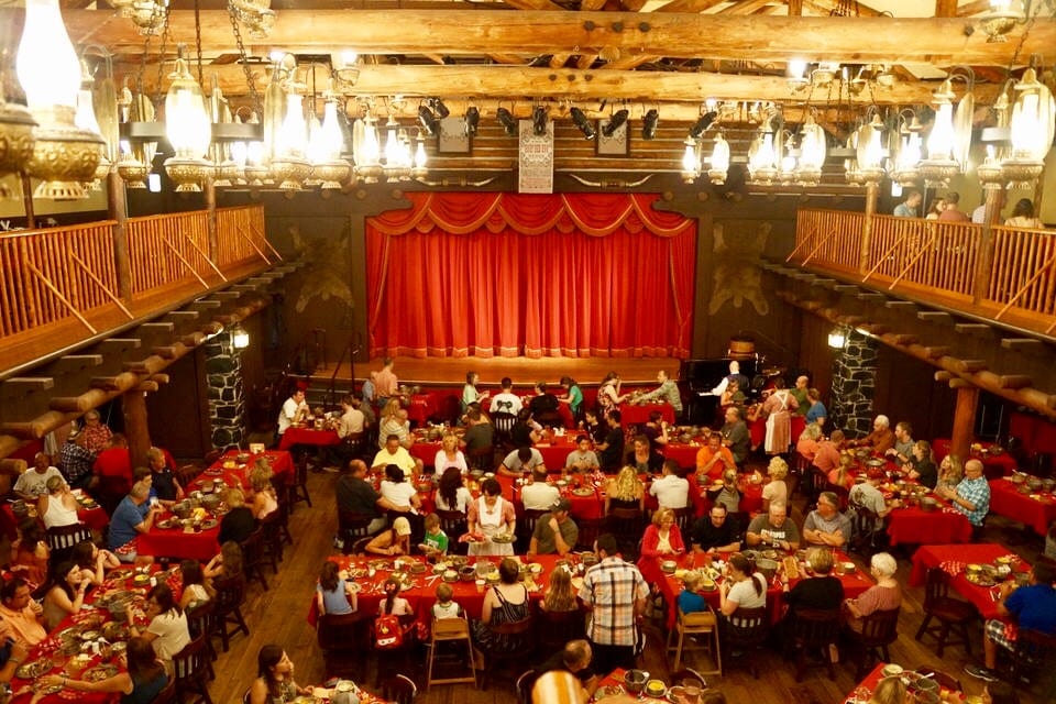 Hoop Dee Doo Seating Chart