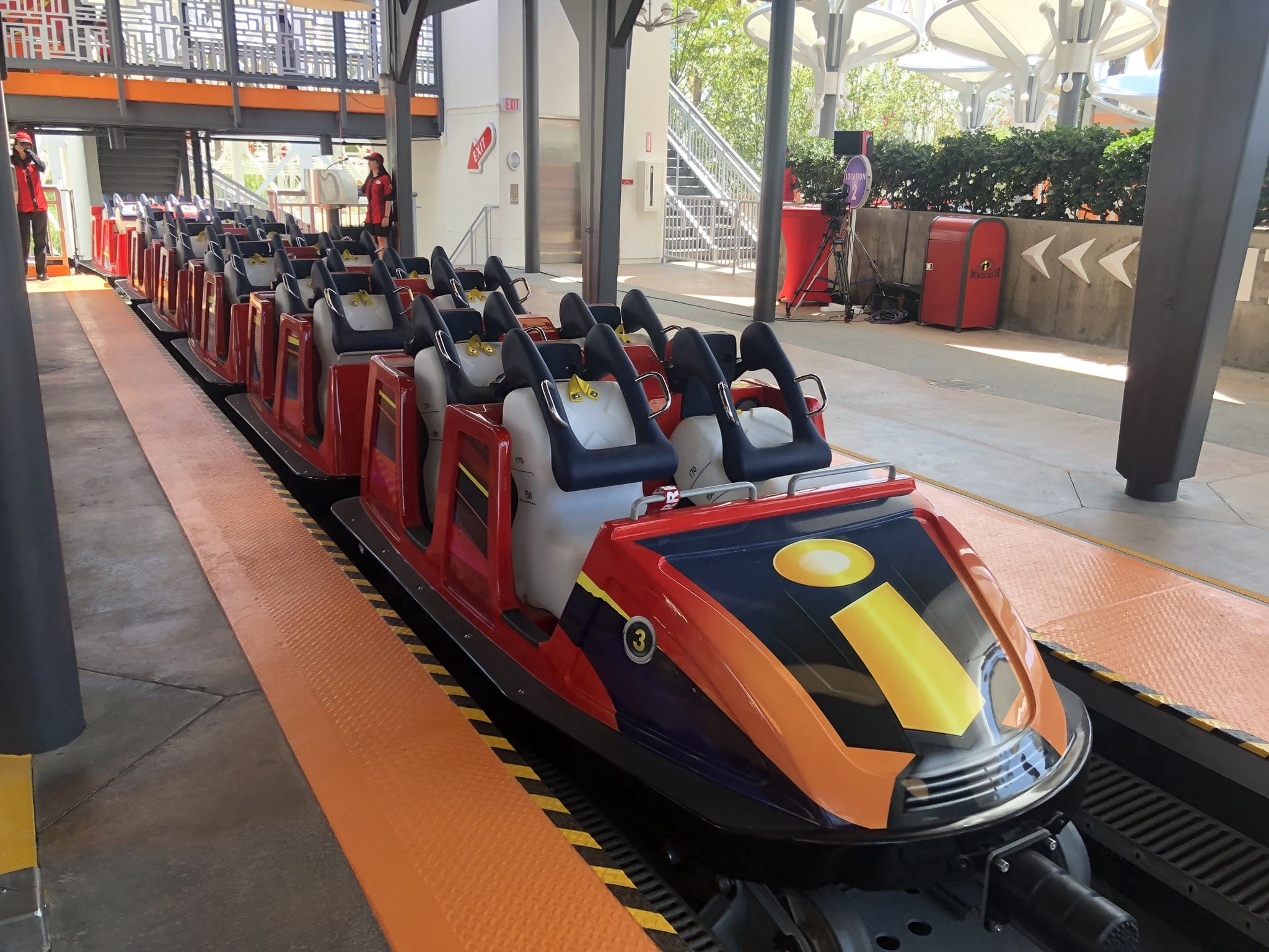 Someone&#39;s Wig Falls Off Their Head While Riding Incredicoaster on Pixar Pier