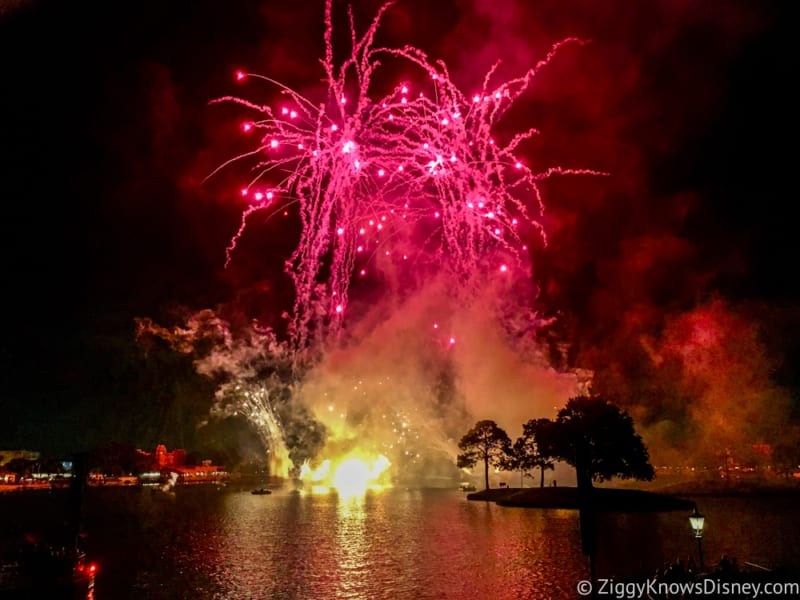 holiday illuminations epcot new years eve