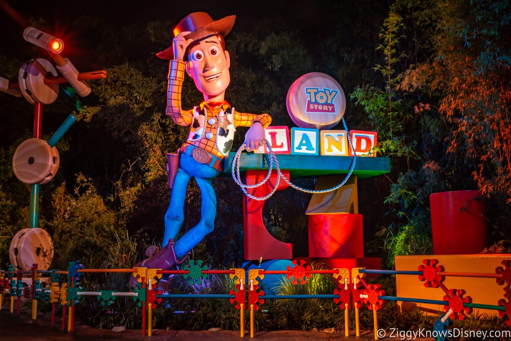 toy story land at night