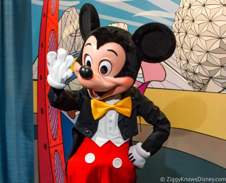 Man Banned Disney Park Assaulting Mickey Mouse