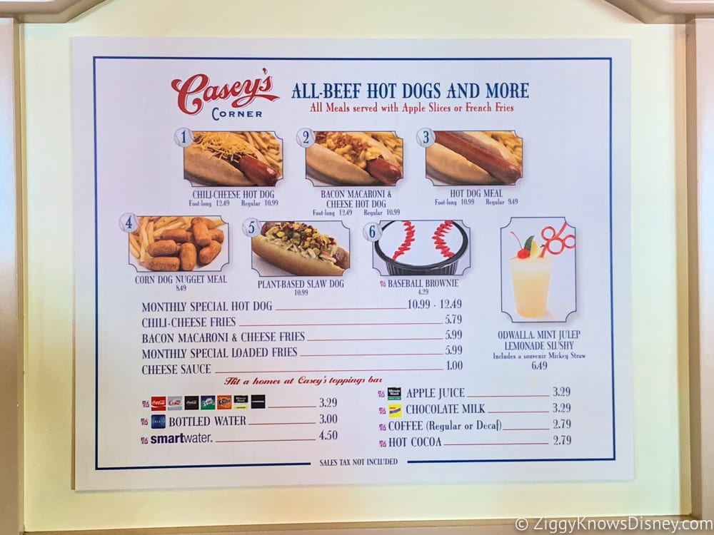 REVIEW Bacon Mac and Cheese Fries at Casey's Corner in Disney's Magic