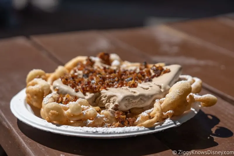 REVIEW Maple Bacon Funnel Cake Epcot