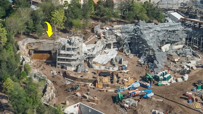 Star Wars Galaxy's Edge Construction Update October 2018 grand avenue entrance