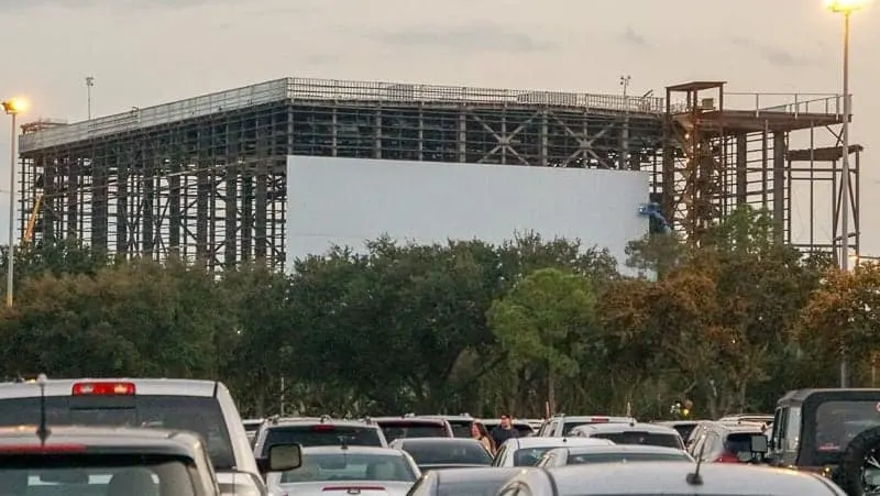 Guardians of the Galaxy Coaster Epcot Update December 2018 parking lot