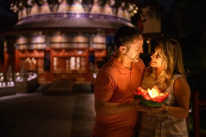 New PhotoPass prop shots night