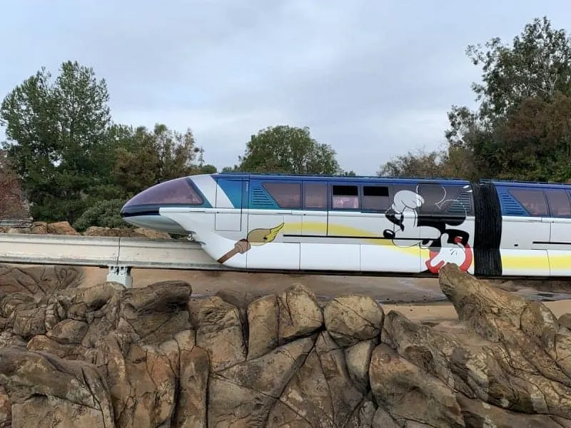 Mickey Mouse Monorail Disneyland 