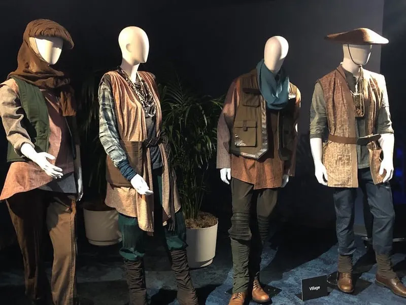 PHOTOS: Star Wars: Galaxy's Edge Cast Member Costumes First Look!