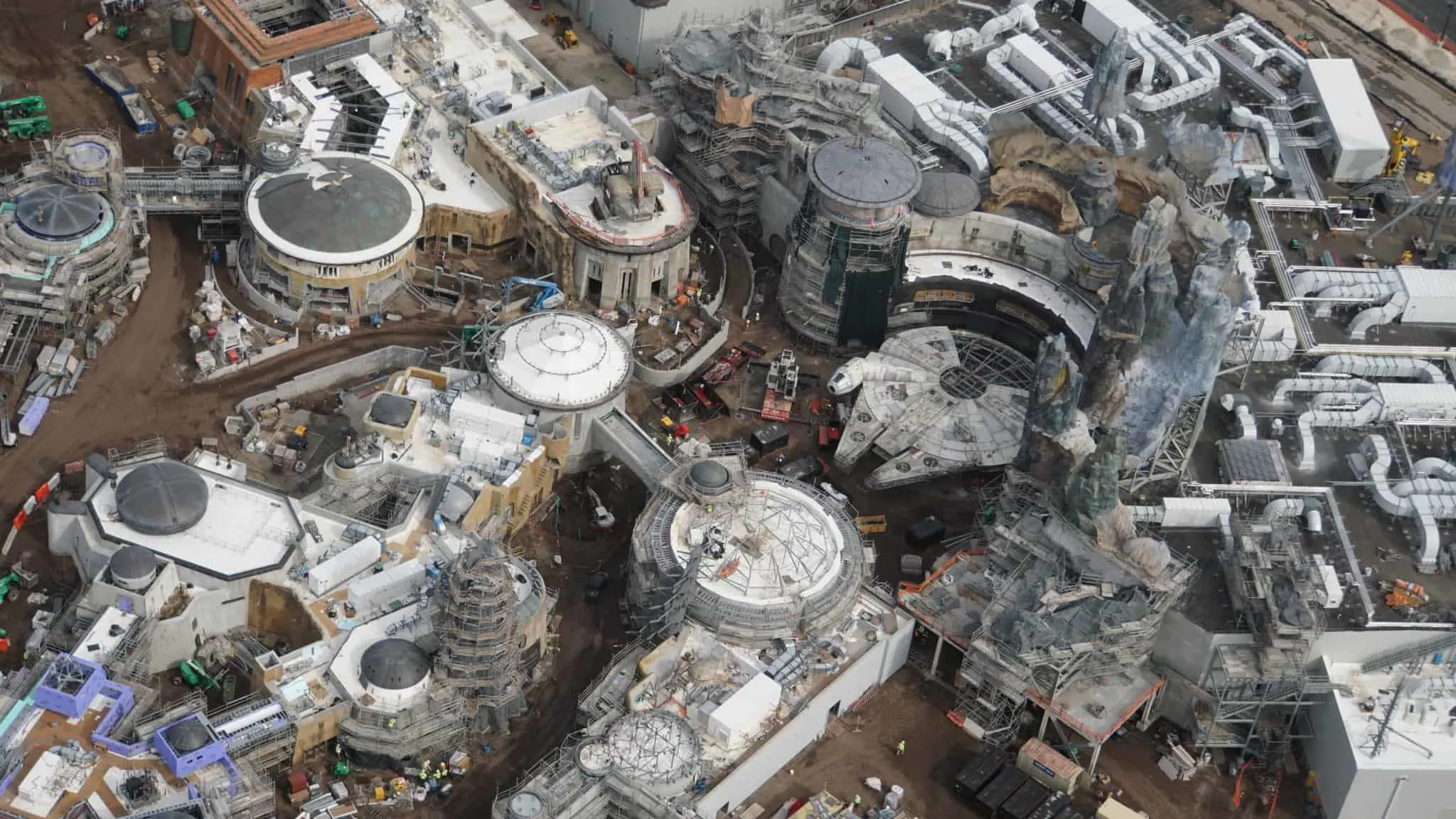 Galaxy's Edge Update February 2019 Black Spire Outpost and Millennium Falcon