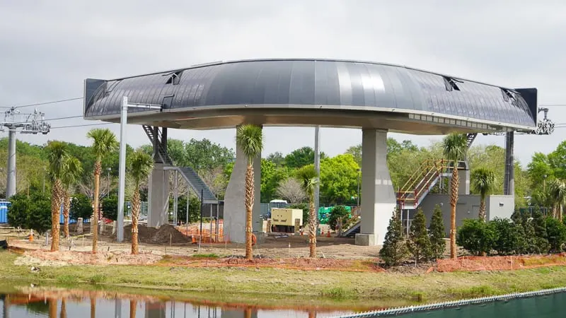 Disney Skyliner Gondola construction update March 2019 turn station