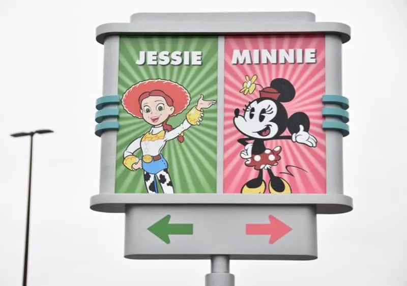 New Hollywood Studios Character Signs in Parking Lot Minnie Mouse and Jessie