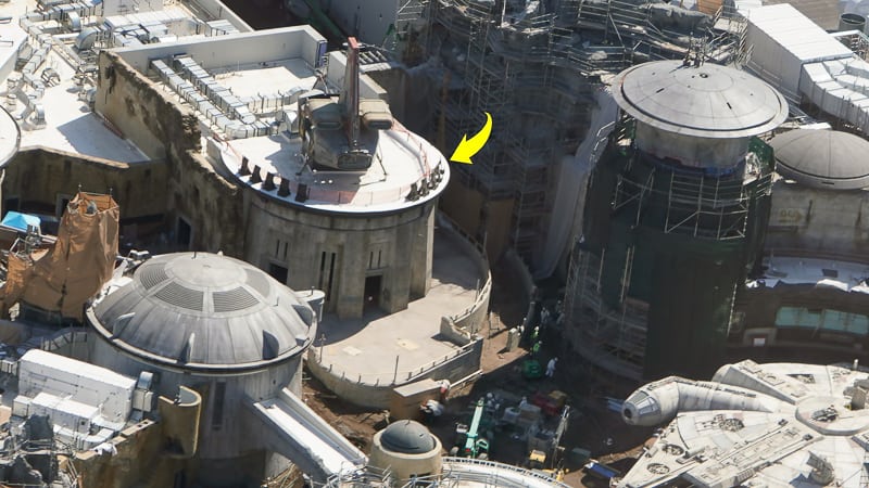 Star Wars Galaxy's Edge Construction Update March lights by spaceship
