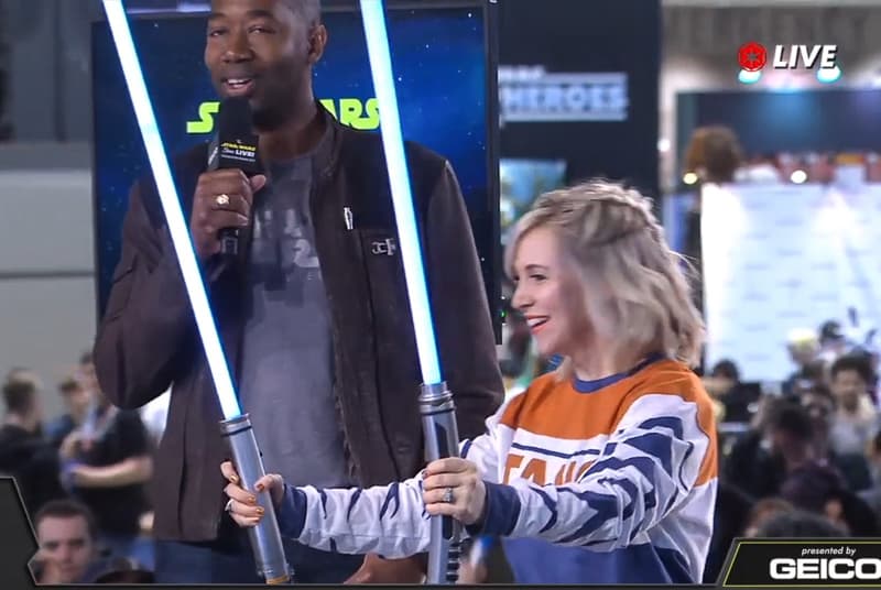 galaxy's edge lightsaber blade