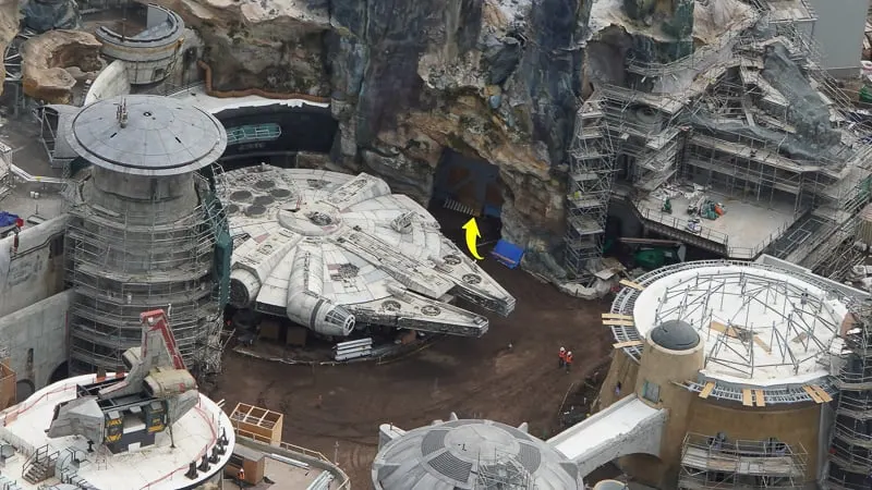 Star Wars Galaxy's Edge Construction Update April 2019 door by Millennium Falcon