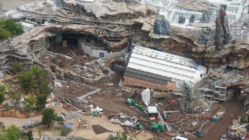 Star Wars Galaxy's Edge Construction Update April 2019 front of Rise of the Resistance