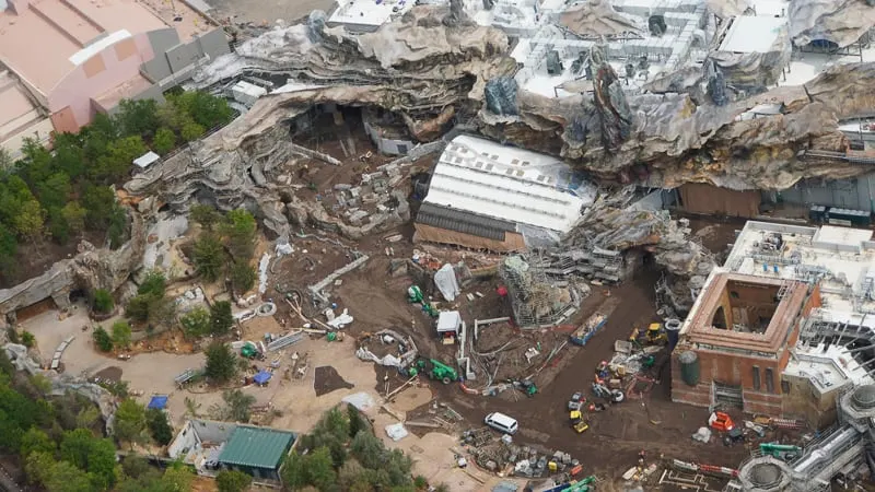 Star Wars Galaxy's Edge Construction Update April 2019 Rise of the Resistance entrance