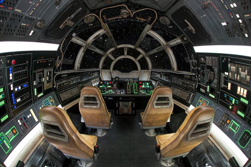 millennium falcon cockpit 360 view