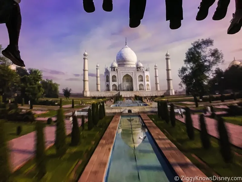 Soarin Around the World scene Taj Mahal