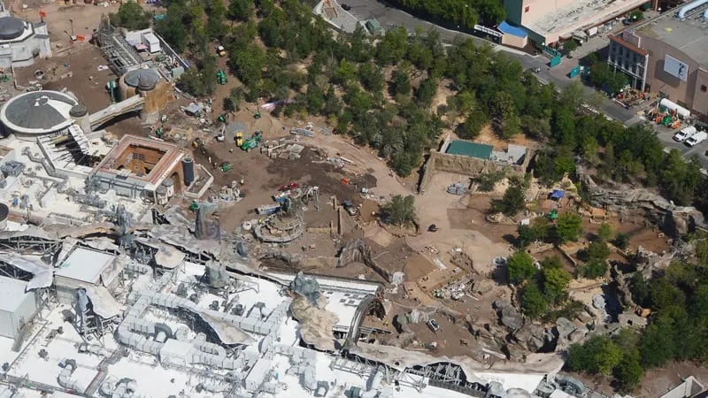Star Wars Galaxy's Edge Construction Updates May 2019 Rise of the Resistance