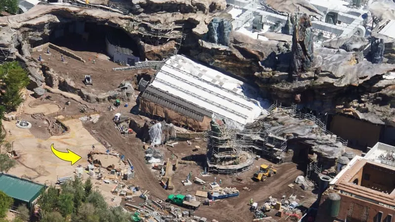 Star Wars Galaxy's Edge Construction Updates May 2019 Rise of the Resistance Tree