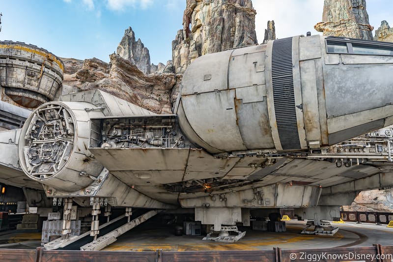 closeup Millennium Falcon Smuggler's Run Ride