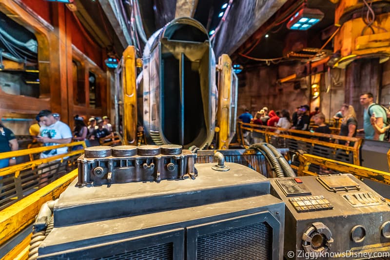 Millennium Falcon Smuggler's Run Ride huge engine