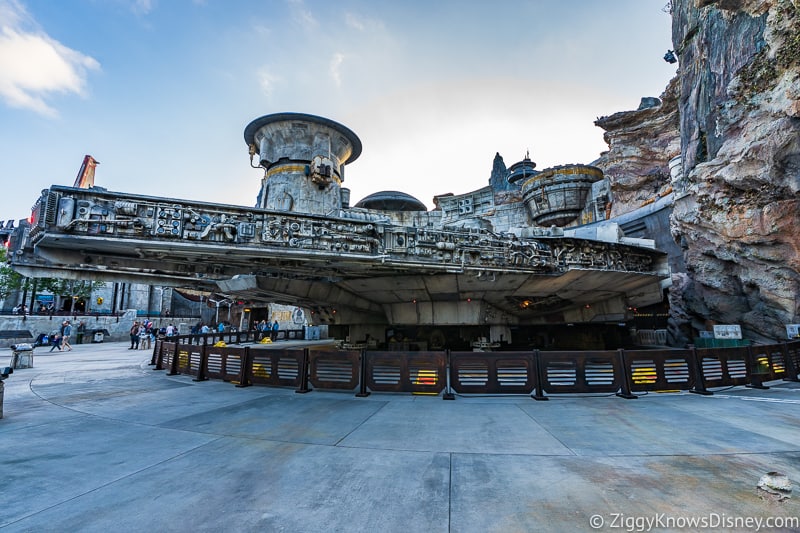 Millennium Falcon Smuggler's Run Ride 