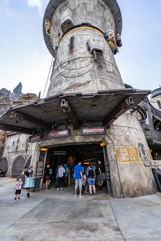 entrance for the Millennium Falcon Smuggler's Run Ride