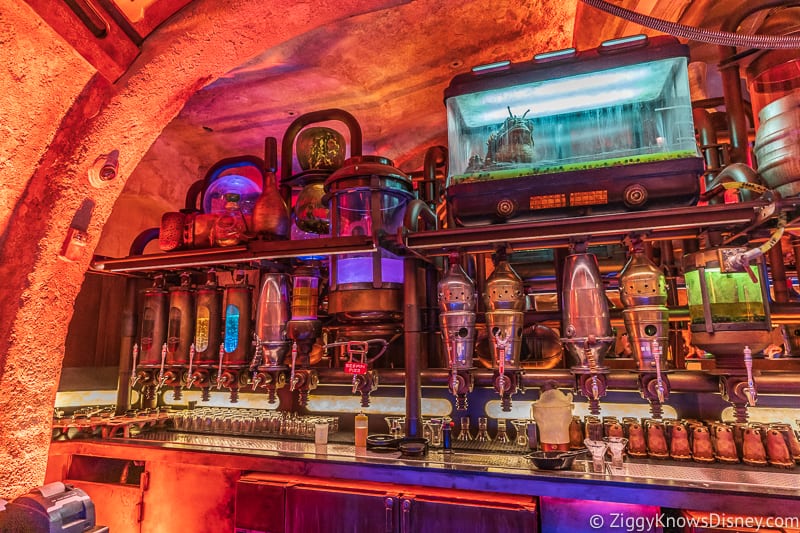 all the drink taps in Oga's Cantina Galaxy's Edge