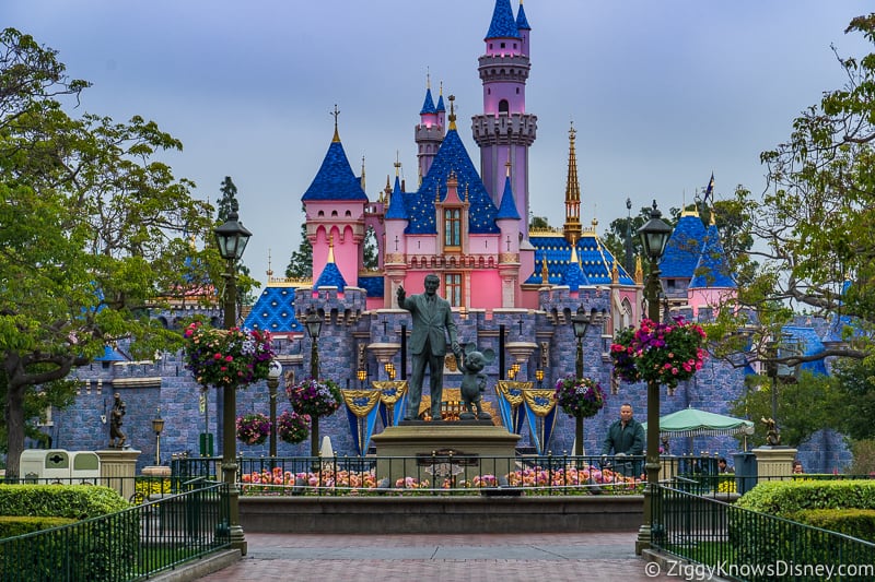 Sleeping Beauty Castle in Disneyland Partners Statue
