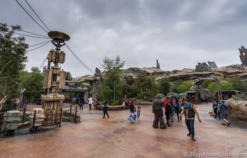 Star Wars Galaxy's Edge Full Walkthrough Disneyland 