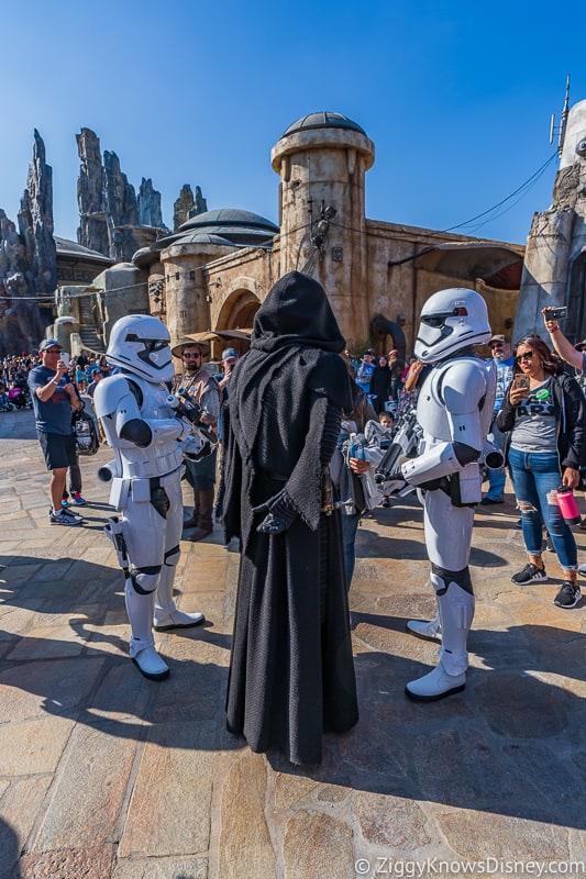 Stormtroopers and Kylo Ren in Star Wars Galaxy's Edge Disneyland 