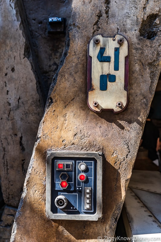 Star Wars Galaxy's Edge Full Walkthrough Disneyland 