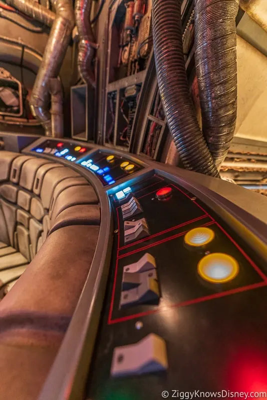 switches and buttons in the Millennium Falcon Smuggler's Run queue