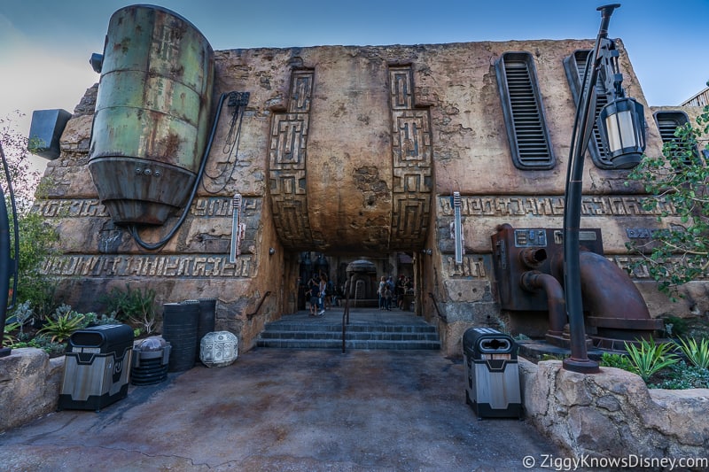 Star Wars Galaxy's Edge Full Walkthrough Disneyland 