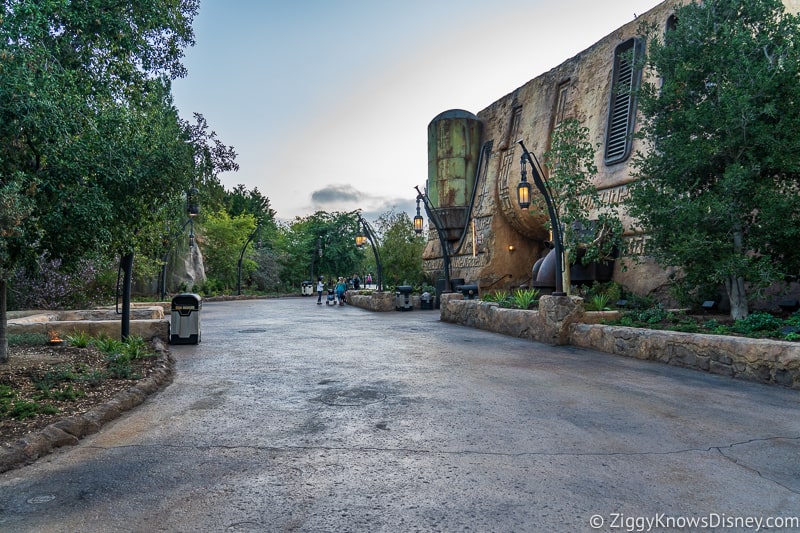 Star Wars Galaxy's Edge Full Walkthrough Disneyland 