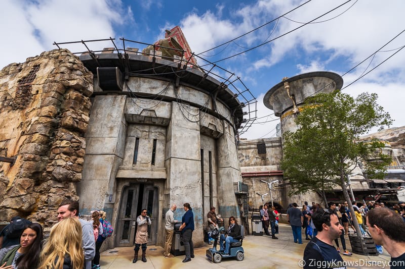 Star Wars Galaxy's Edge Full Walkthrough Disneyland 