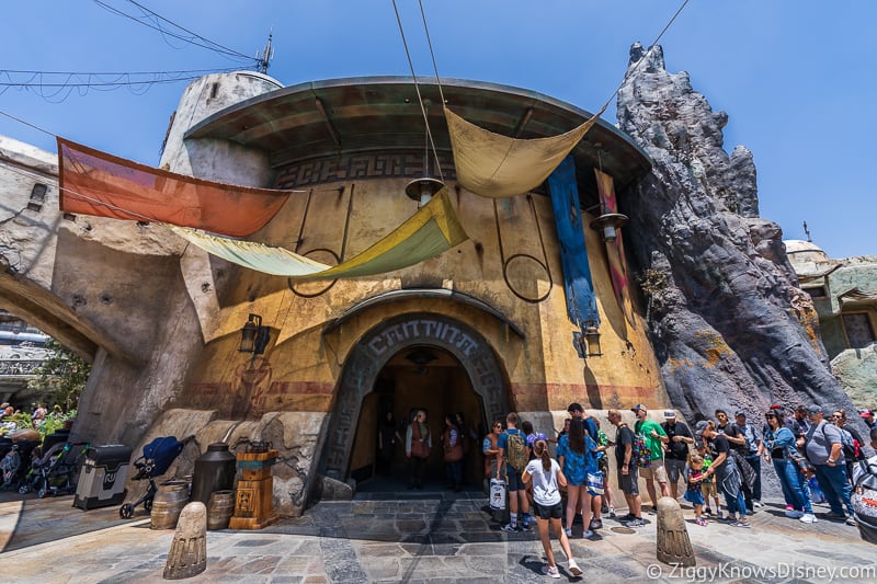 Star Wars Galaxy's Edge Full Walkthrough Disneyland 