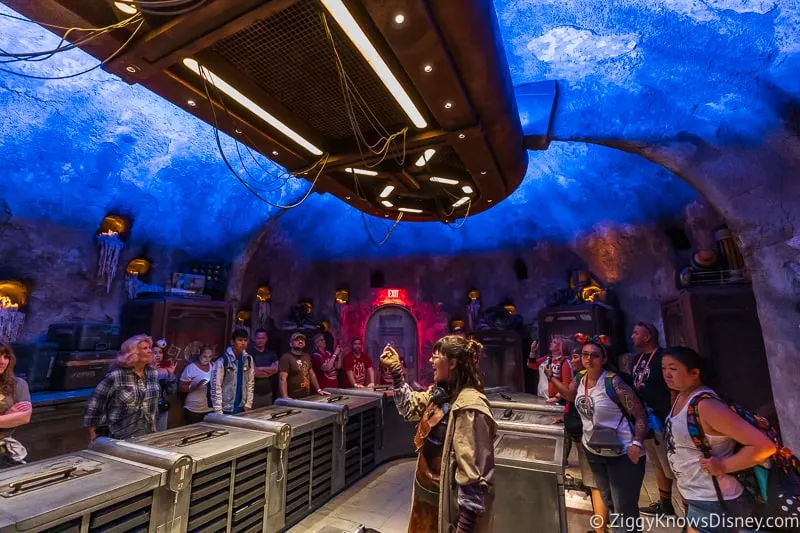 Inside Savi's Workshop Lightsaber experience Star Wars Galaxy's Edge Disneyland 