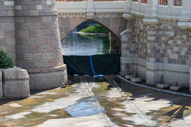 magic kingdom cinderella castle walkway update august 2019 moat under the castle