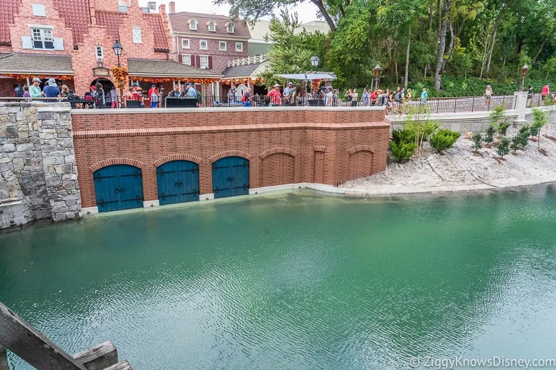 Cinderella Castle Moat Filled in Magic Kingdom new walkway