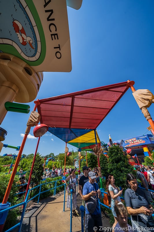 New Slinky Dog Dash Shade Structure 