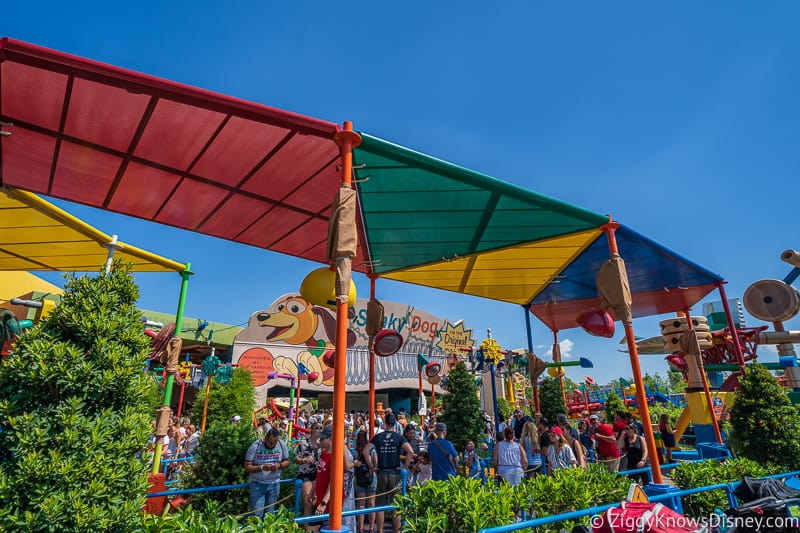 New Slinky Dog Dash Shade Structure 