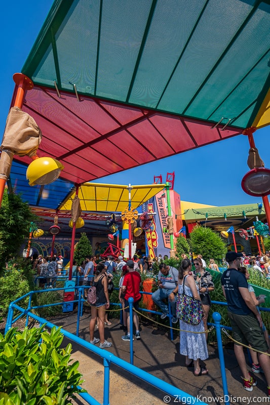 New Slinky Dog Dash Shade Structure 