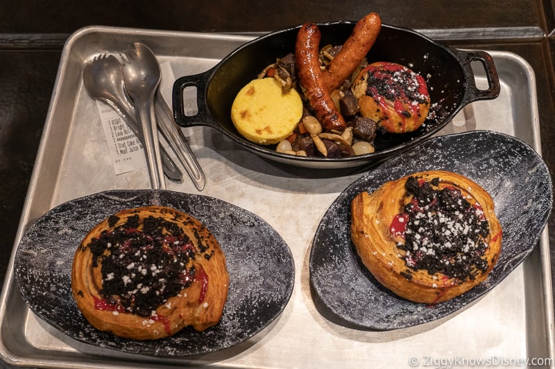 sporks on a tray of food at Docking Bay 7 in Galaxy's Edge