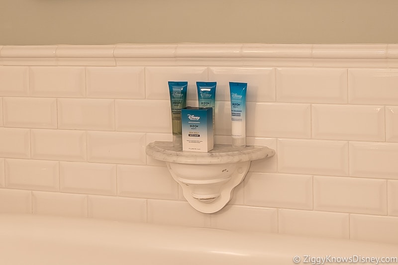 mini toiletry bottles shampoo and soap Disney World