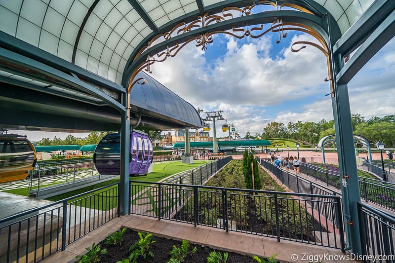 Disney Skyliner Gondola Epcot Station landing