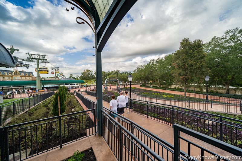 Disney Skyliner Gondola Epcot Station queue